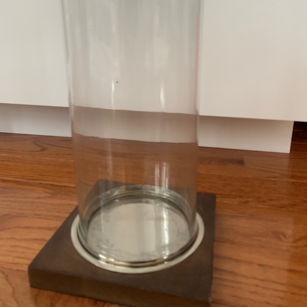 Candle holder